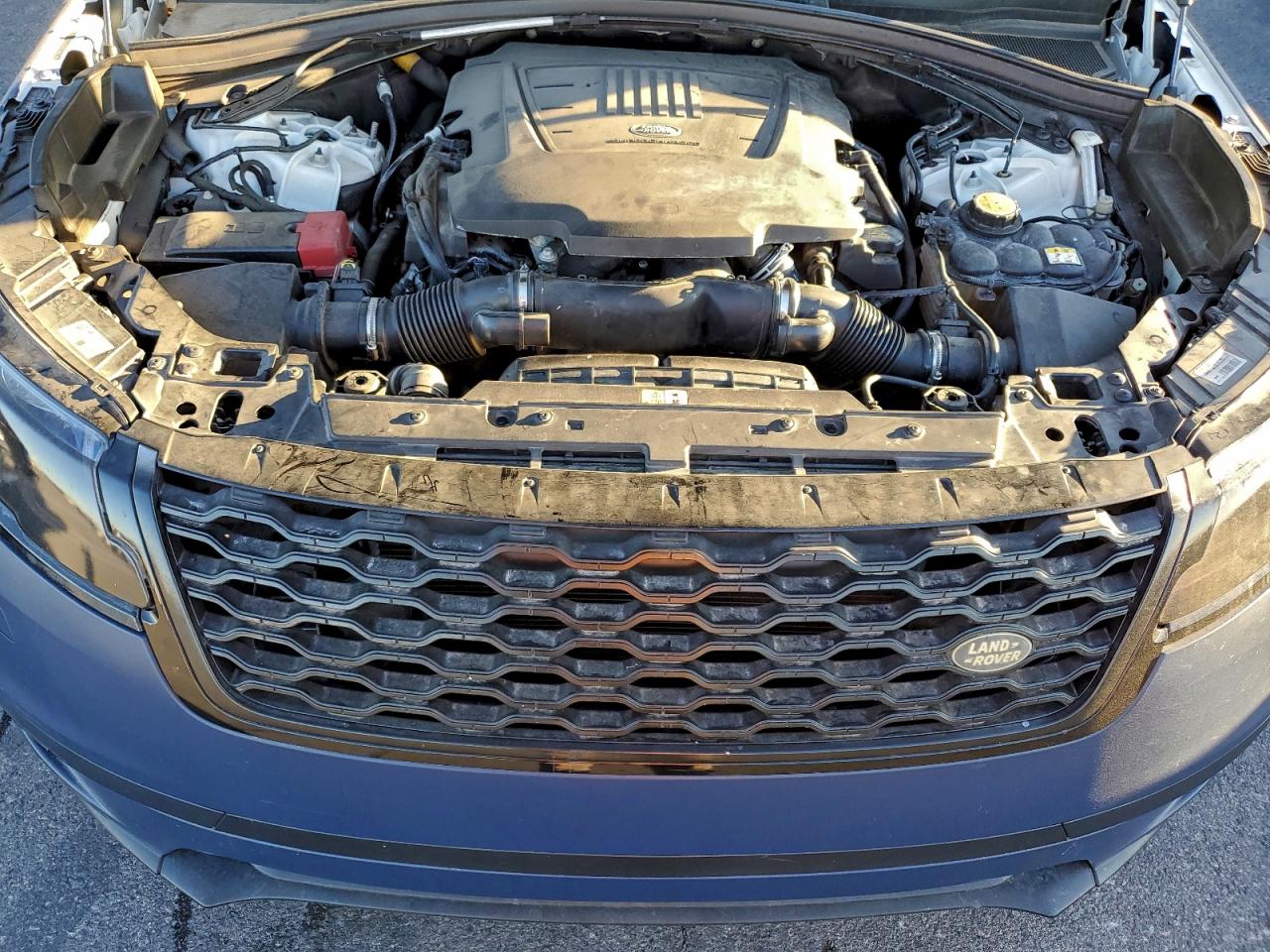 2018 LAND ROVER RANGE ROVER VELAR S photo 12