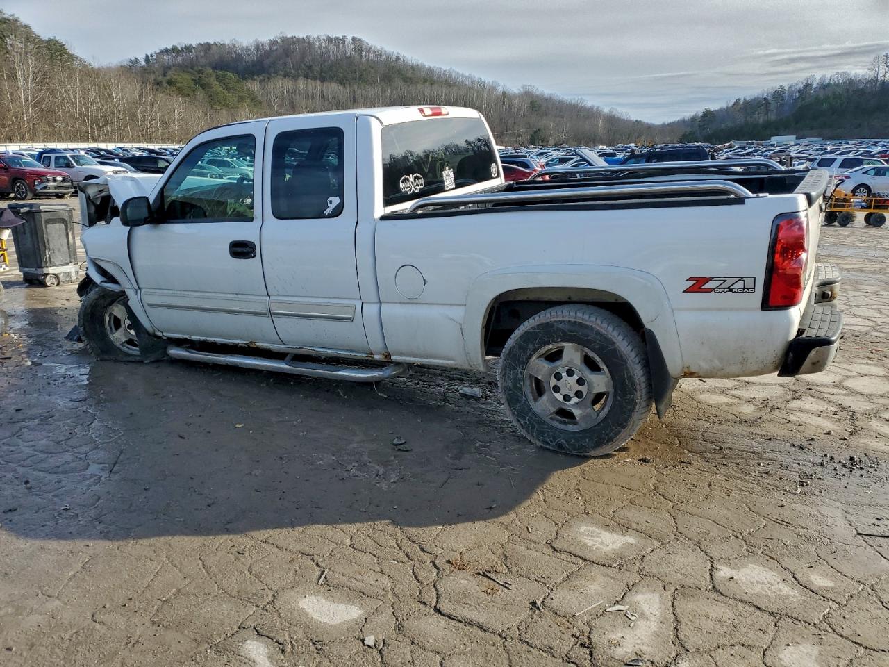 2006 CHEVROLET SILVERADO K1500 photo 2