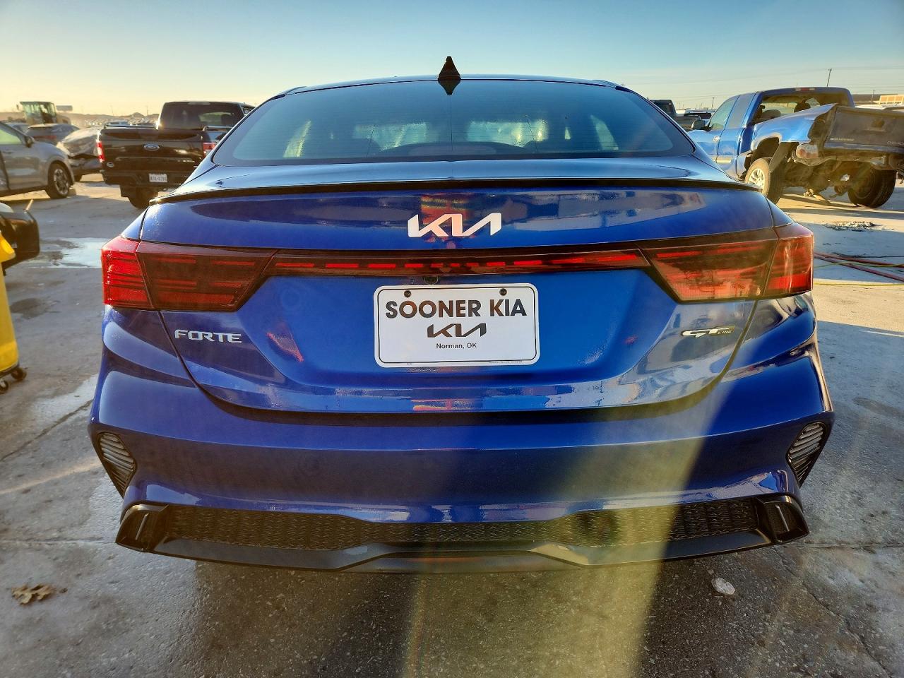 2024 KIA FORTE GT-LINE photo 6