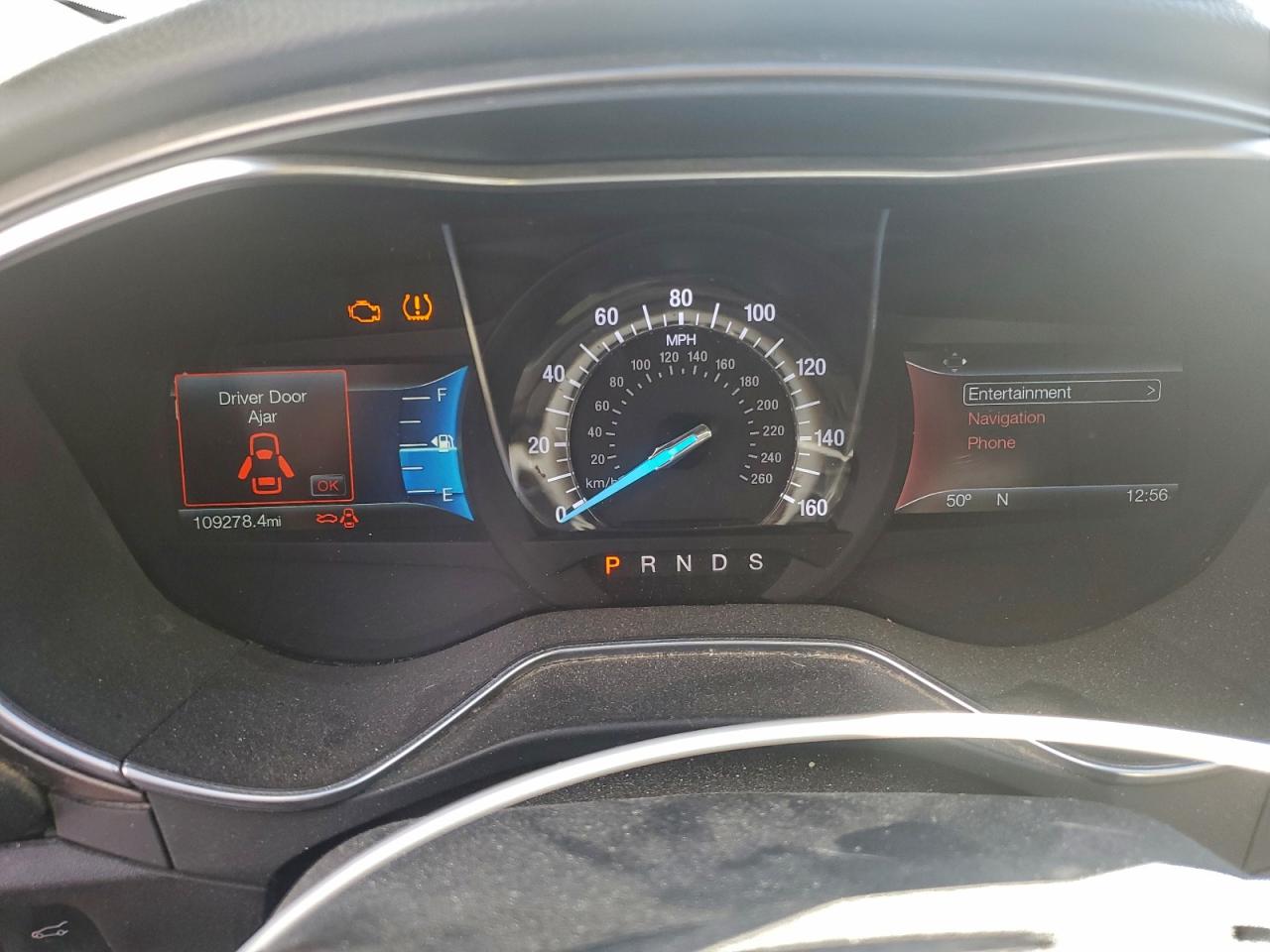 2017 FORD FUSION SE photo 17