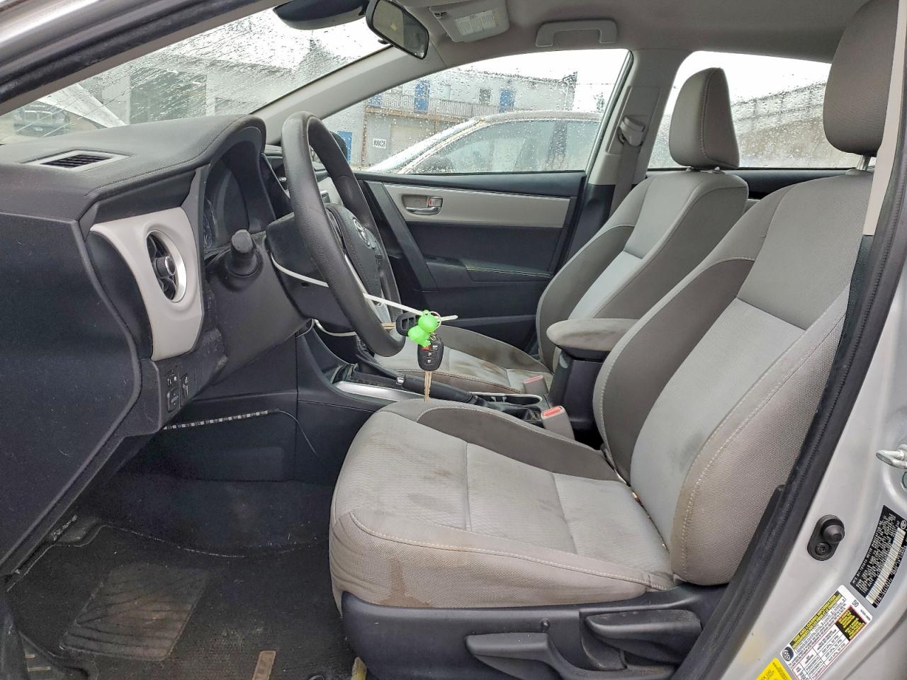 2017 TOYOTA COROLLA L photo 7