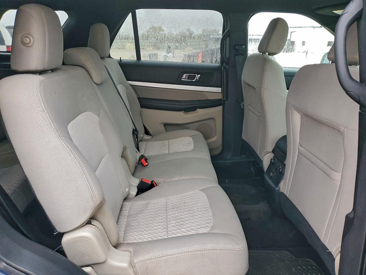2018 FORD EXPLORER photo 11