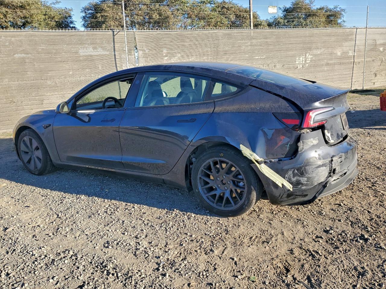 2024 TESLA MODEL 3 photo 4