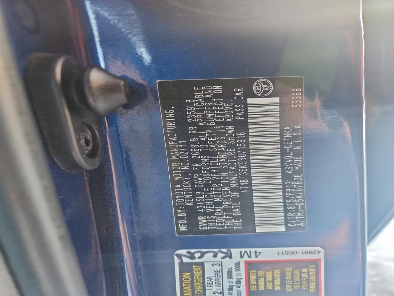 2011 TOYOTA CAMRY BASE photo 23