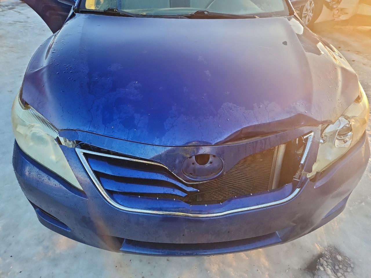 2011 TOYOTA CAMRY BASE photo 21