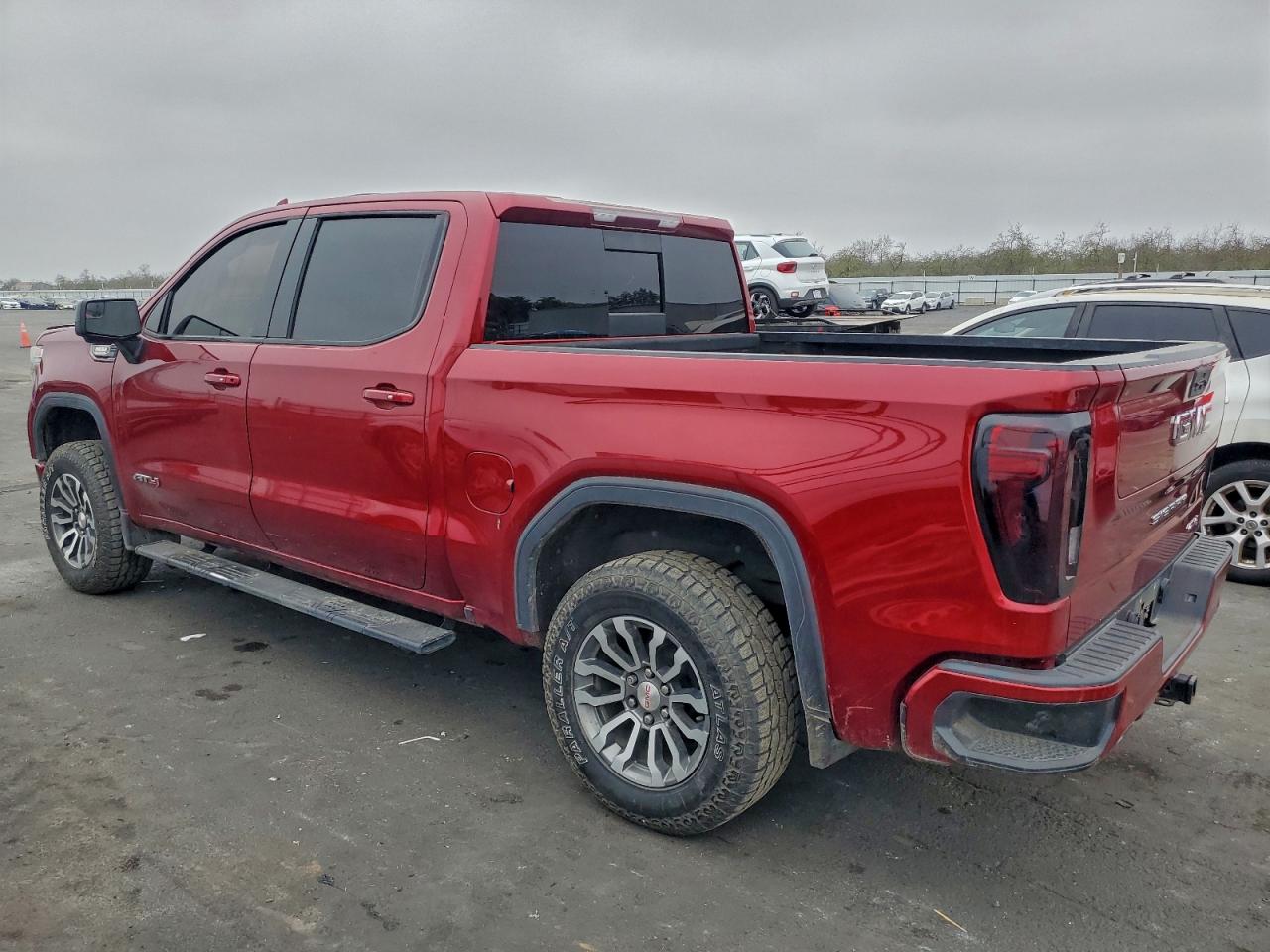 2021 GMC SIERRA K1500 AT4 photo 3