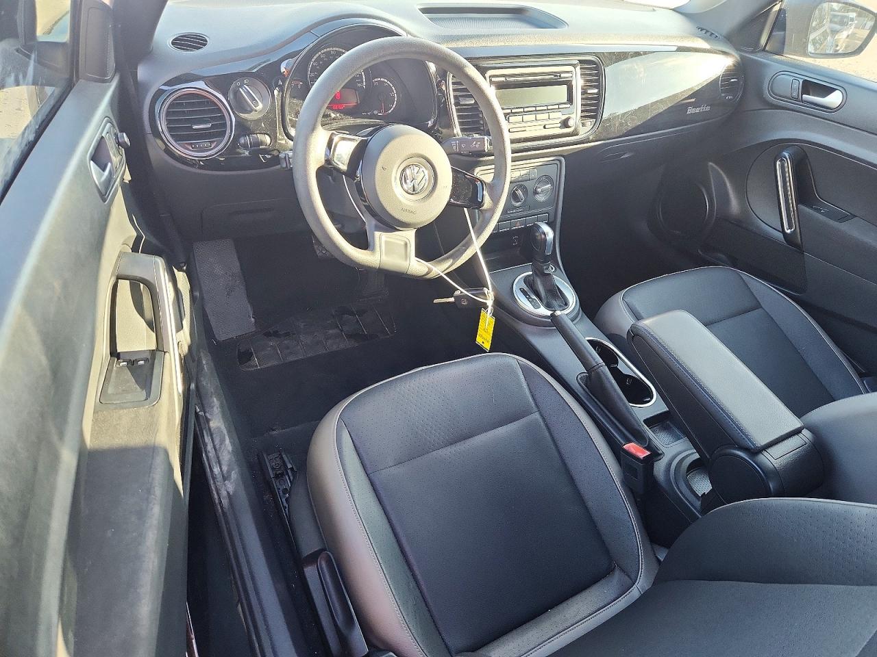 2015 VOLKSWAGEN BEETLE 1.8T photo 15