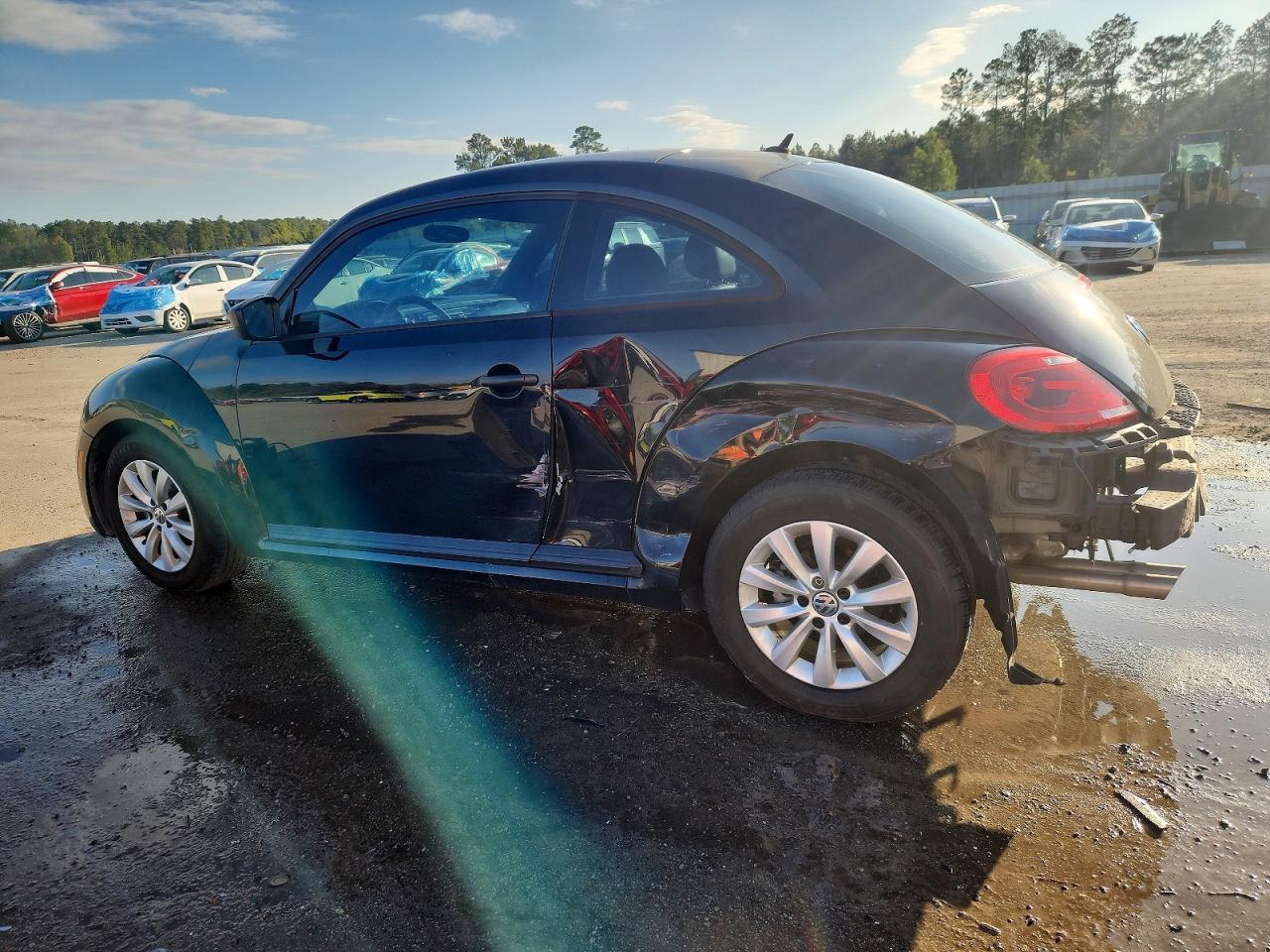 2015 VOLKSWAGEN BEETLE 1.8T photo 3