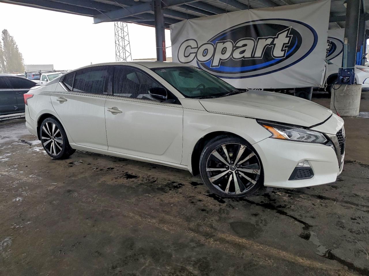 2019 NISSAN ALTIMA SR photo 10