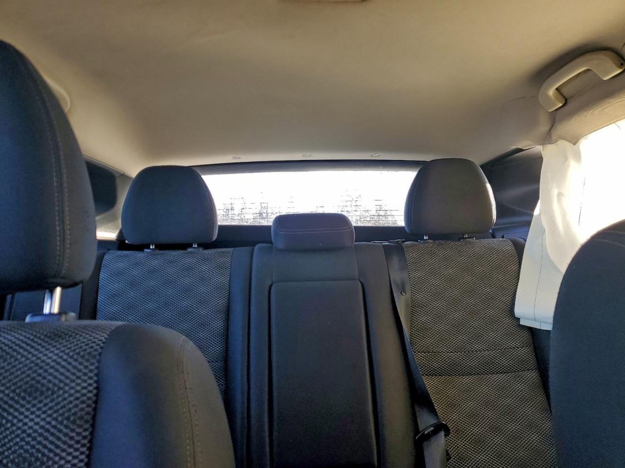 2019 NISSAN ROGUE SPORT S photo 37