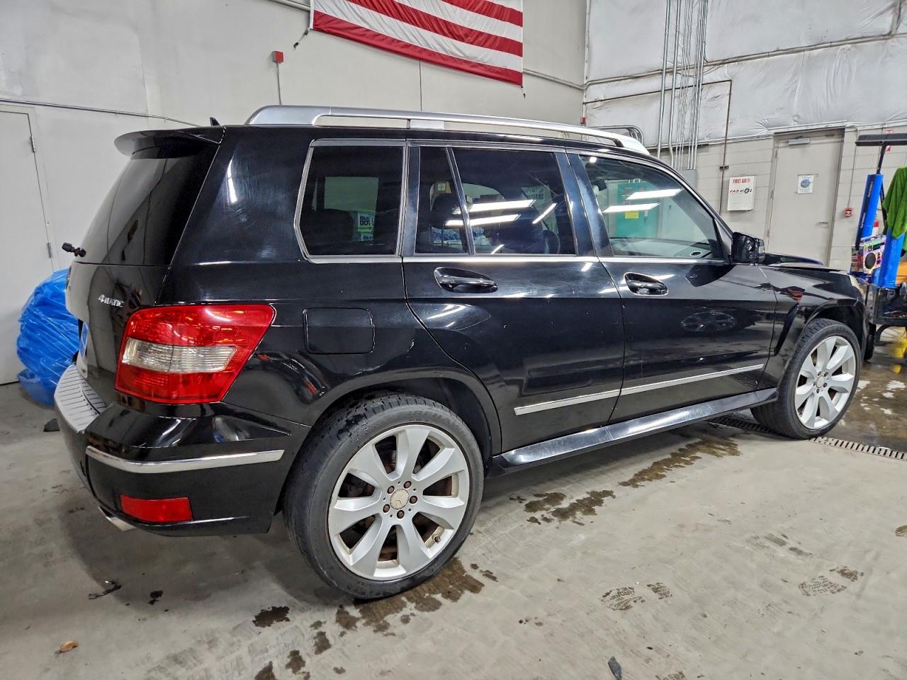2010 MERCEDES-BENZ GLK 350 4MATIC photo 3