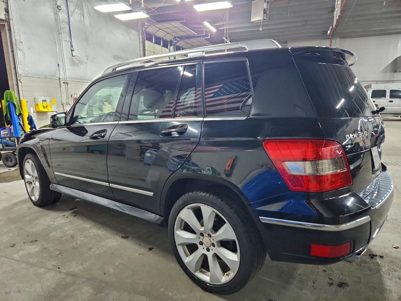 2010 MERCEDES-BENZ GLK 350 4MATIC photo 2
