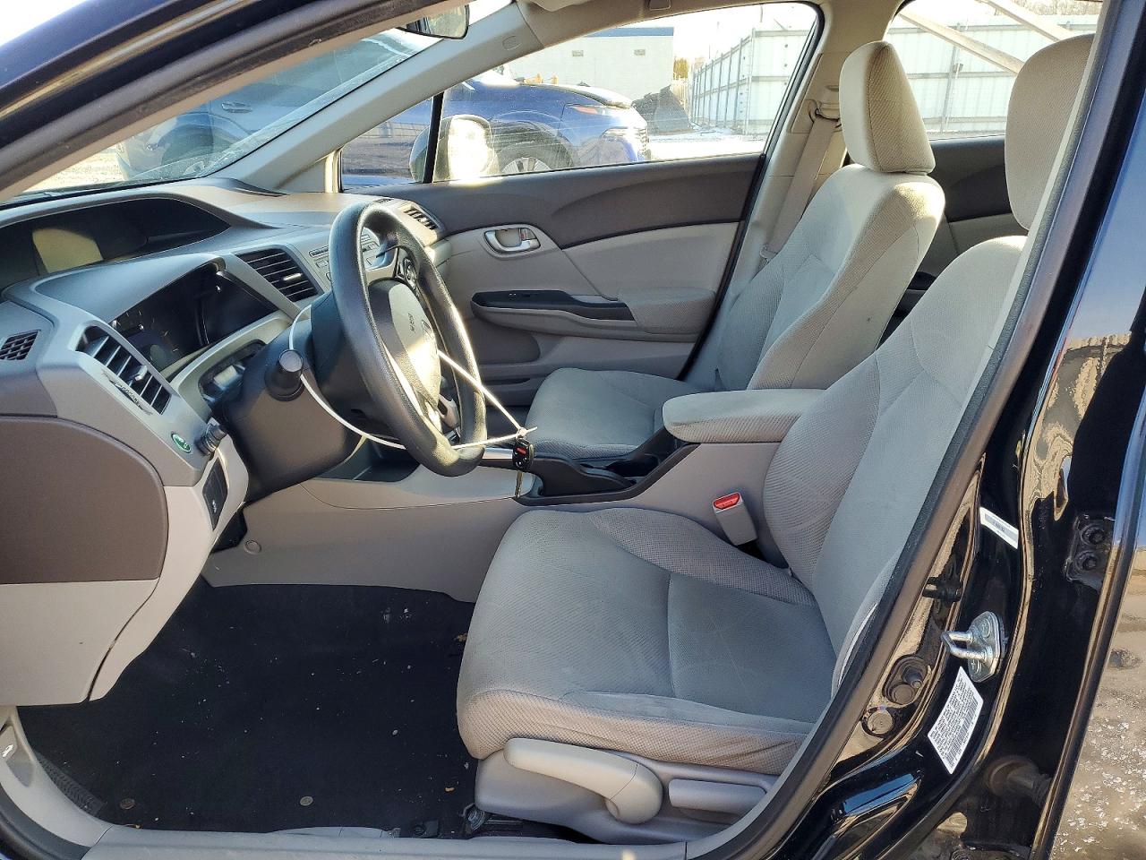 2012 HONDA CIVIC LX photo 7