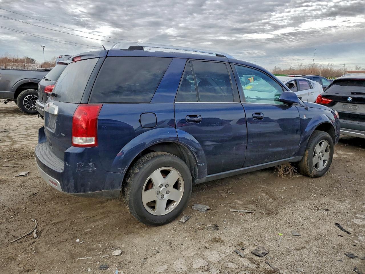 2007 SATURN VUE photo 3