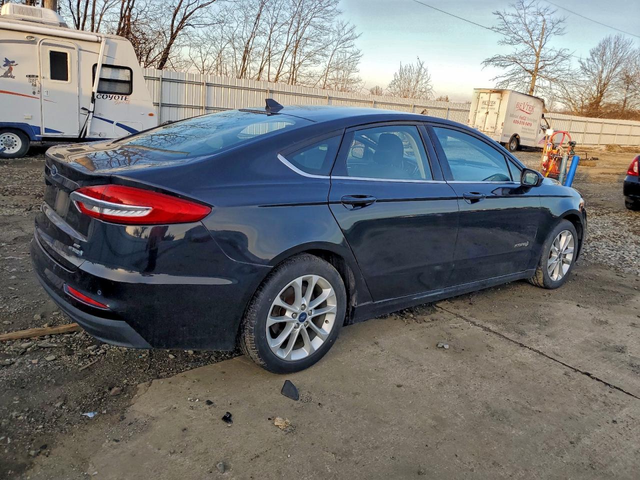 2019 FORD FUSION SE photo 5