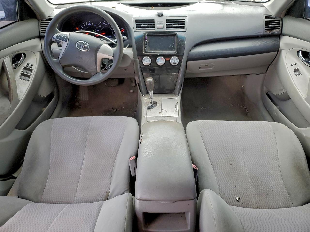 2010 TOYOTA CAMRY BASE photo 15