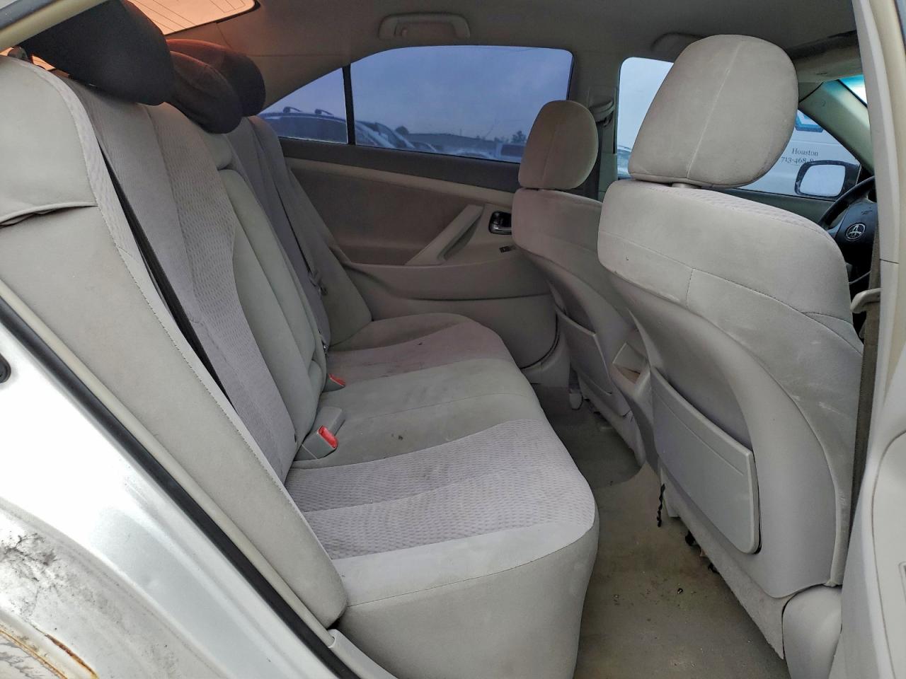 2010 TOYOTA CAMRY BASE photo 19