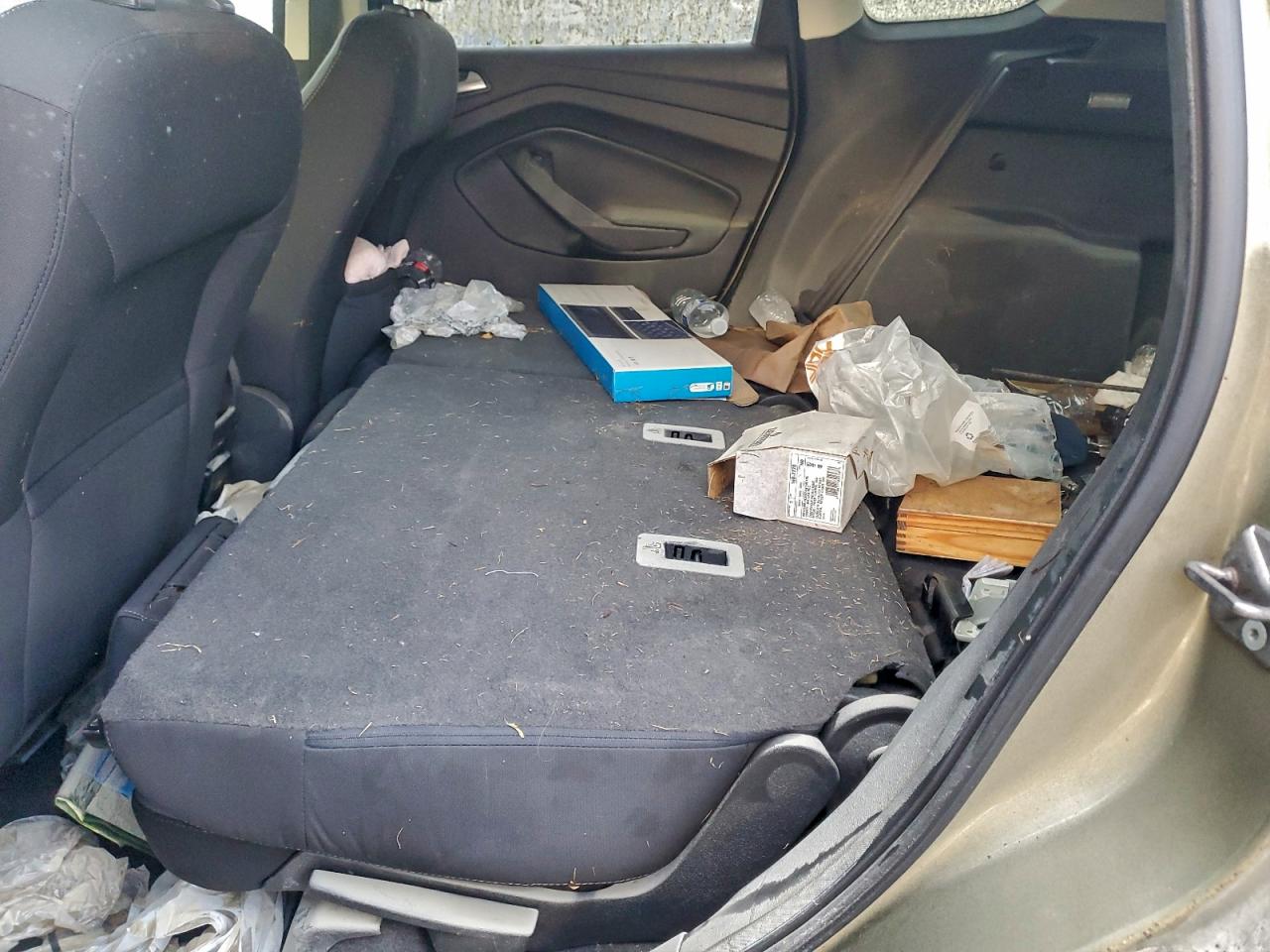 2013 FORD ESCAPE SE photo 11