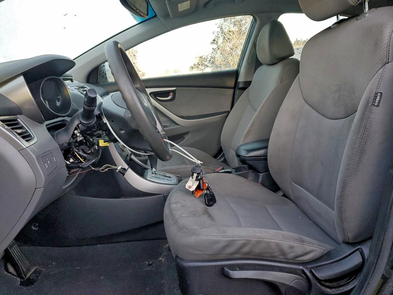 2012 HYUNDAI ELANTRA GLS photo 7