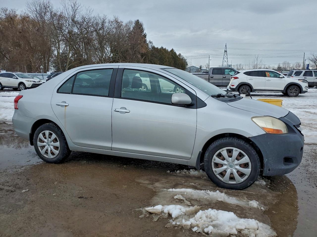 2007 TOYOTA YARIS photo 4