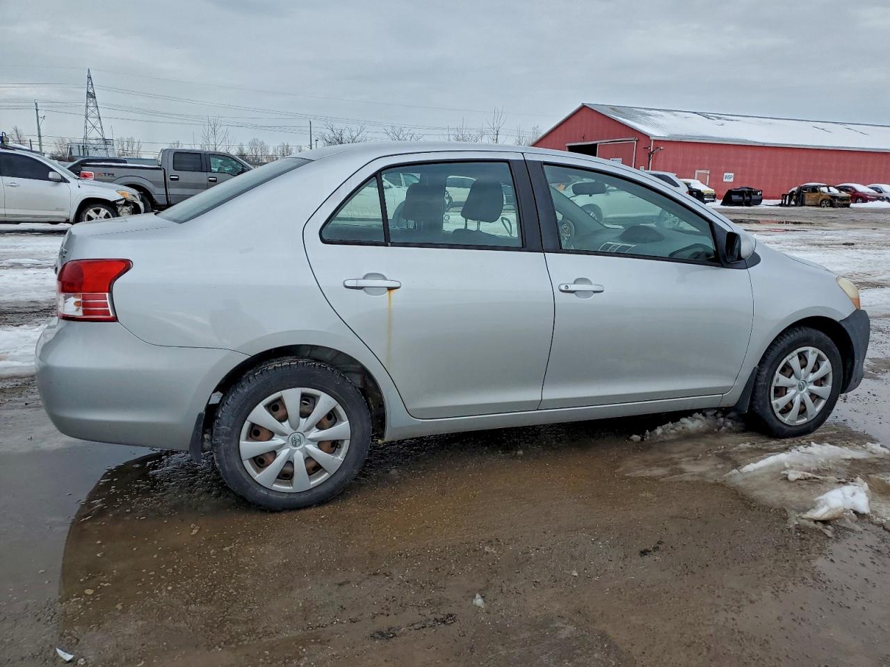 2007 TOYOTA YARIS photo 3