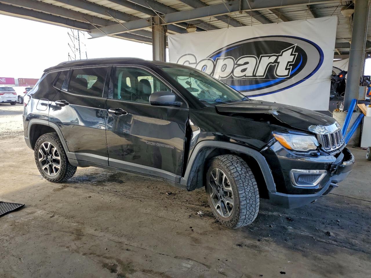2019 JEEP COMPASS TRAILHAWK photo 4