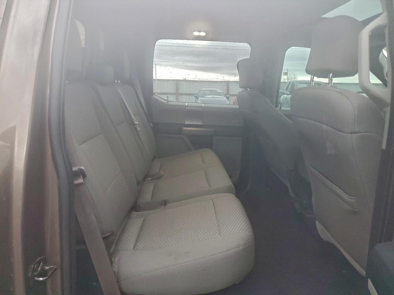 2015 FORD F150 SUPERCREW photo 28