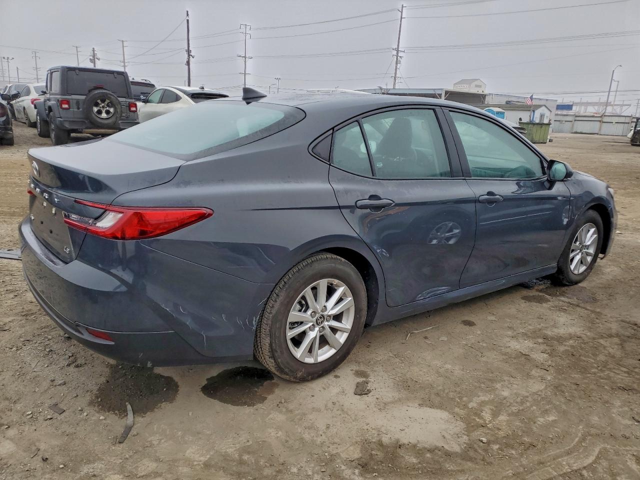 2025 TOYOTA CAMRY XSE photo 5