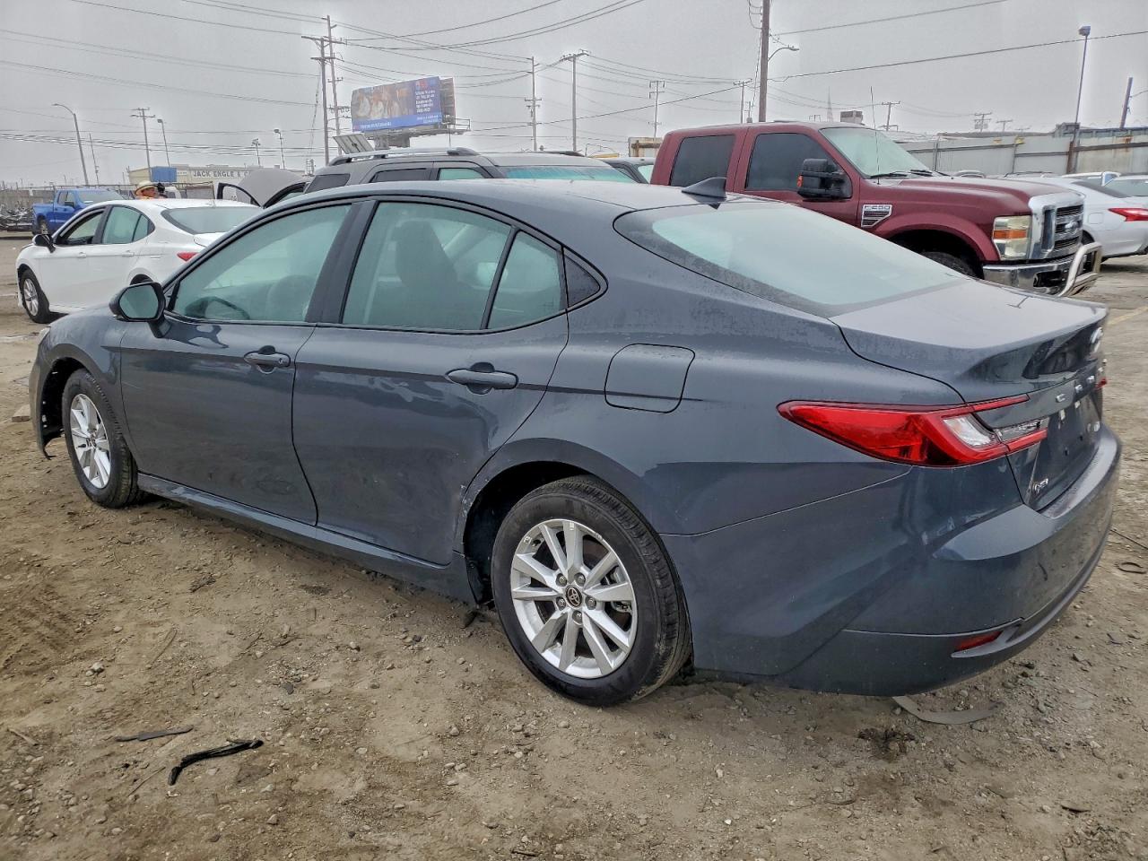 2025 TOYOTA CAMRY XSE photo 3