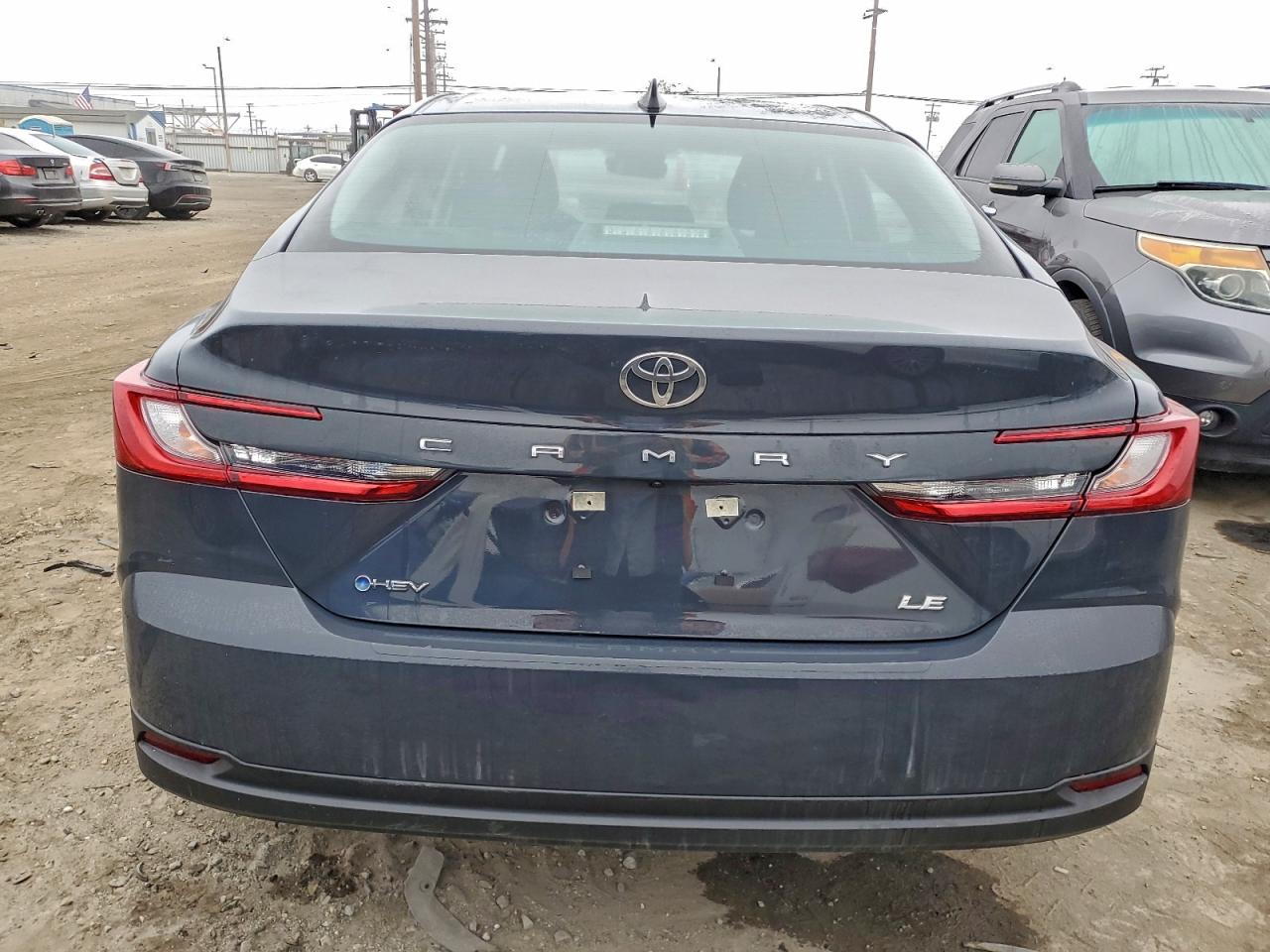 2025 TOYOTA CAMRY XSE photo 11