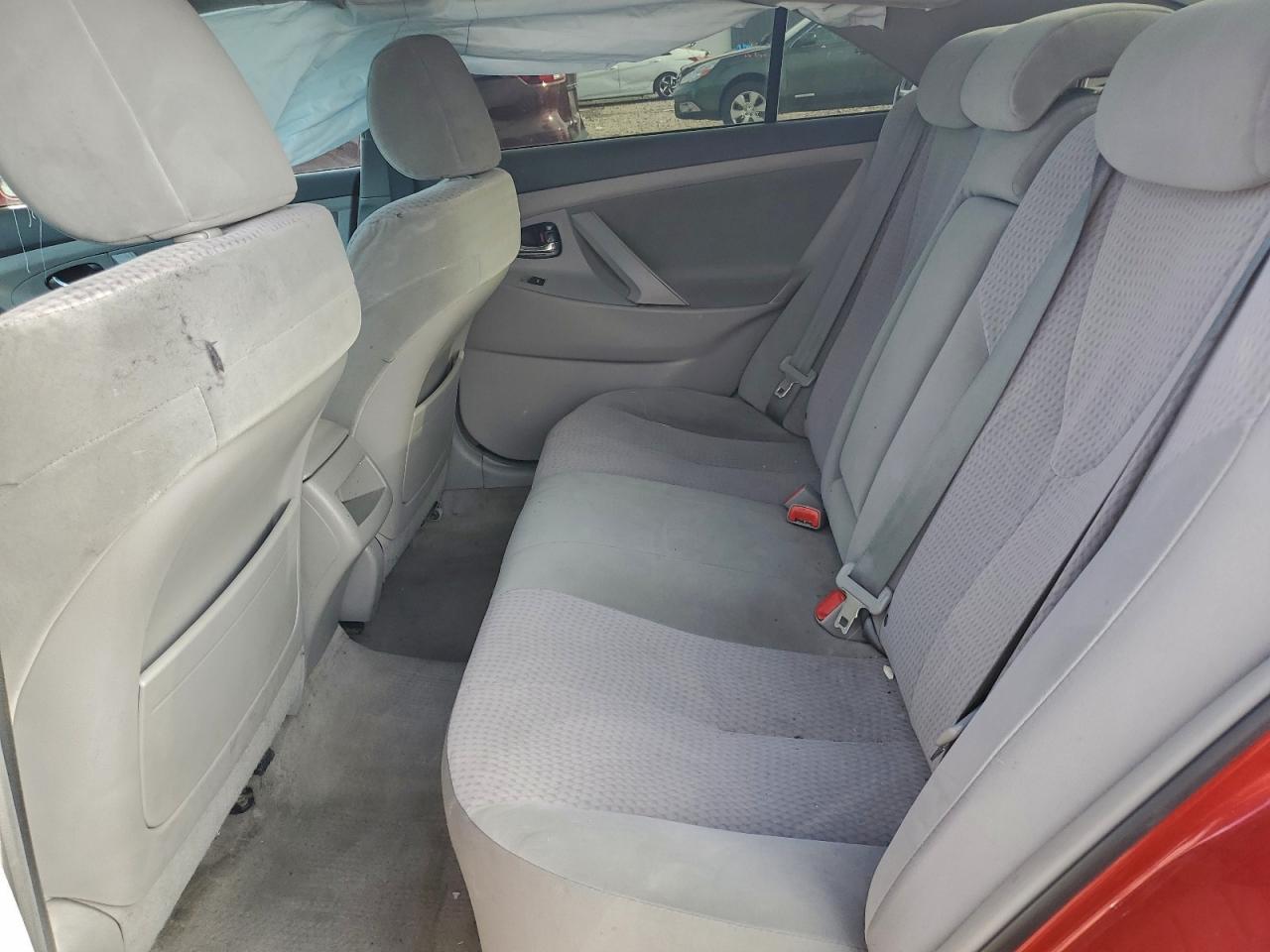 2011 TOYOTA CAMRY BASE photo 10