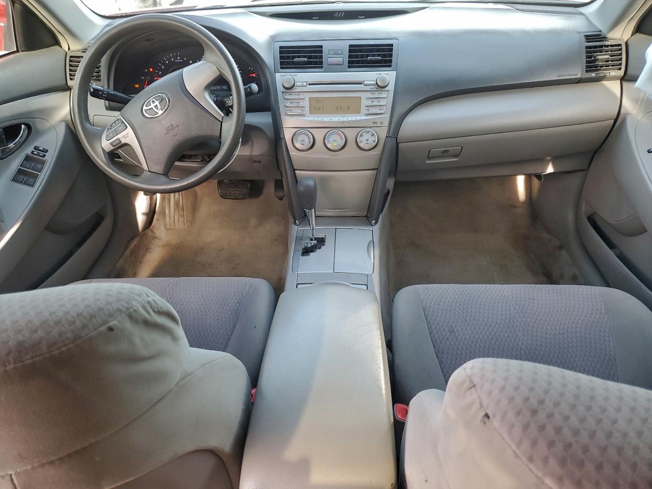 2011 TOYOTA CAMRY BASE photo 8