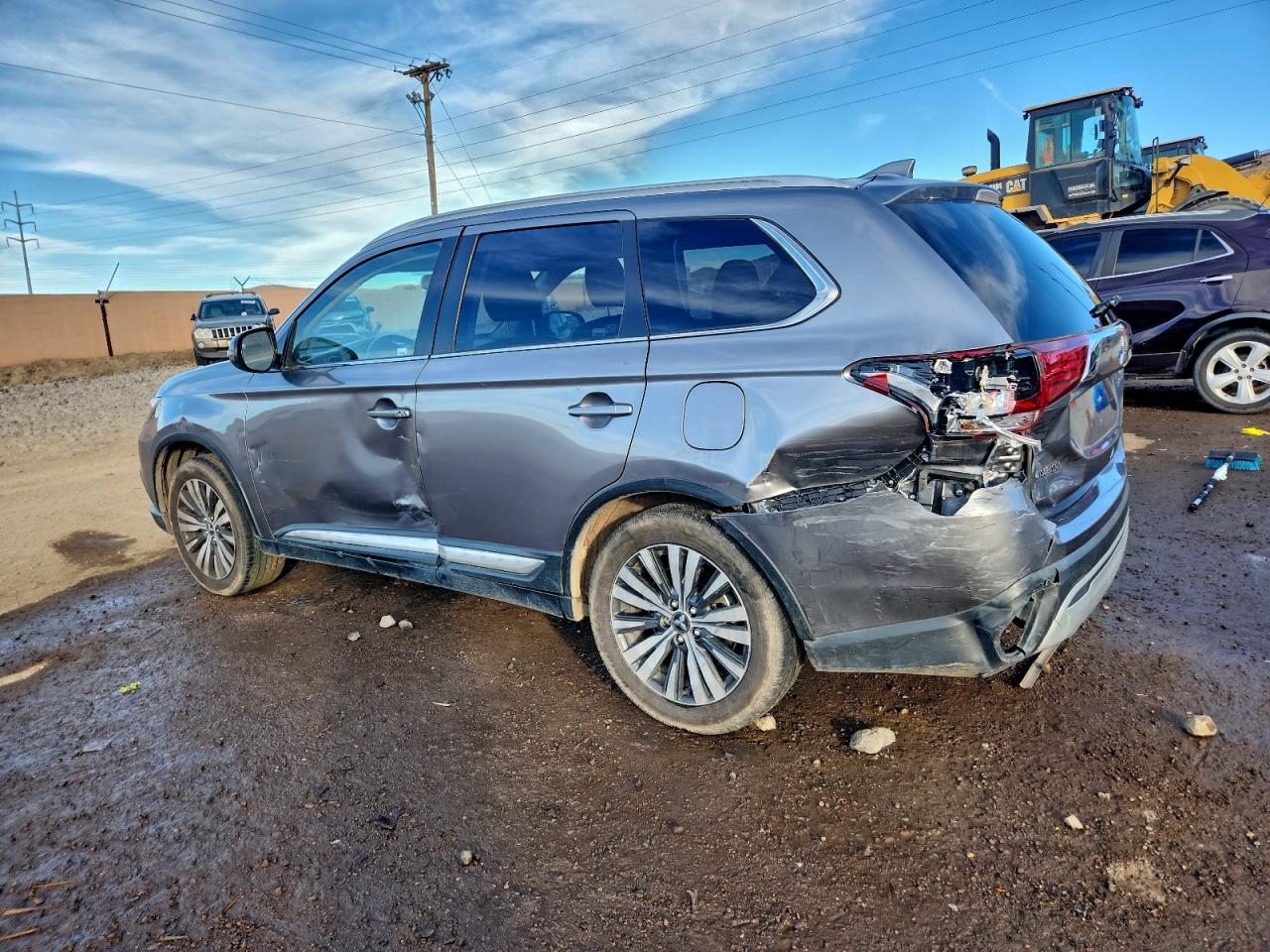 2019 MITSUBISHI OUTLANDER SE photo 2