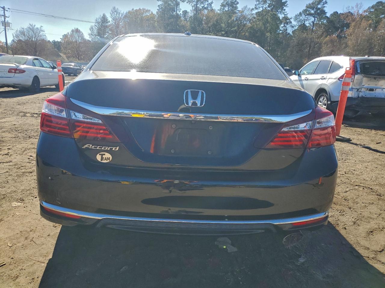 2016 HONDA ACCORD EXL photo 11