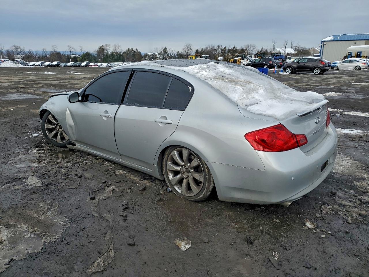 2013 INFINITI G37 photo 3