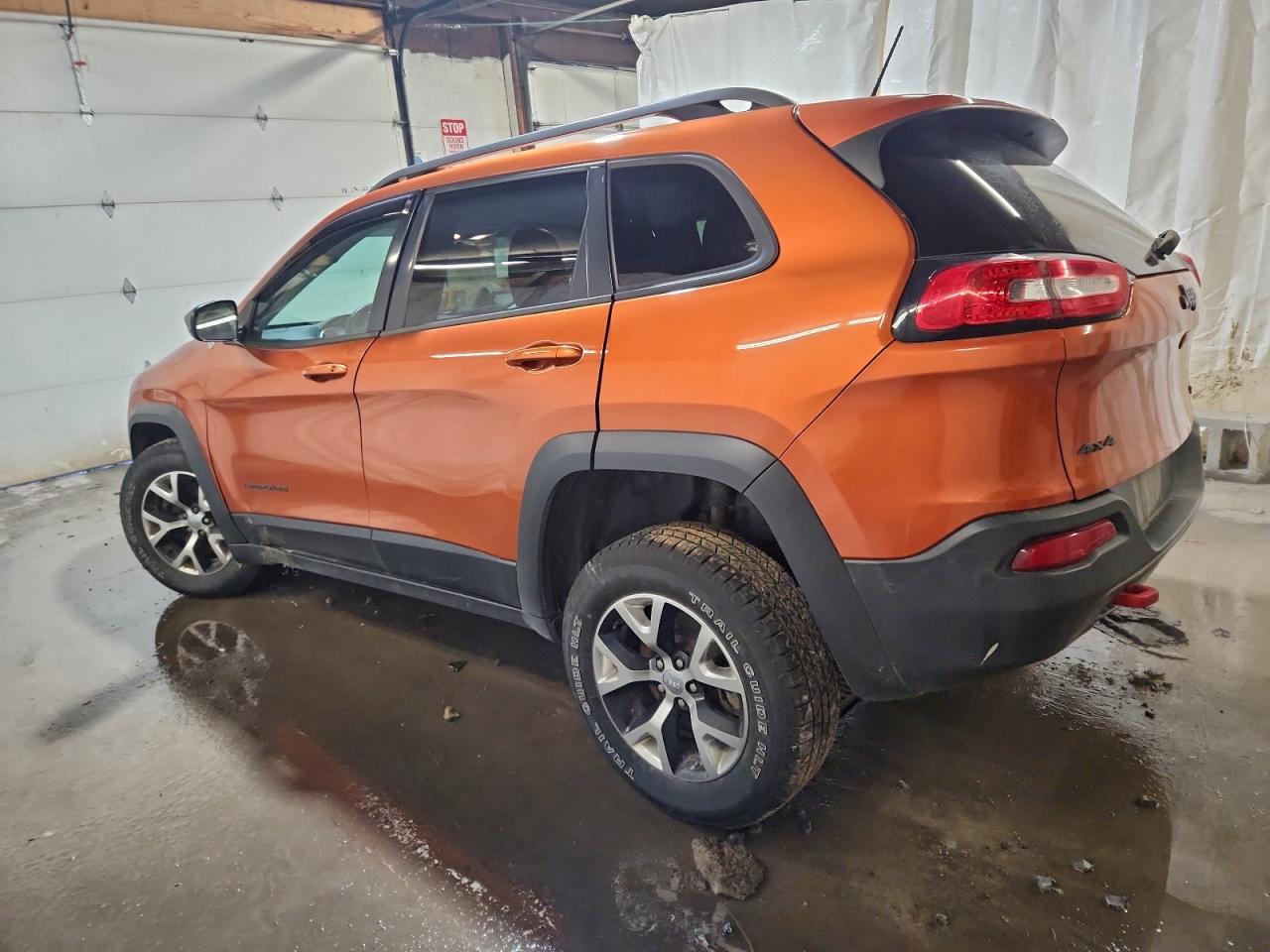 2015 JEEP CHEROKEE TRAILHAWK photo 4