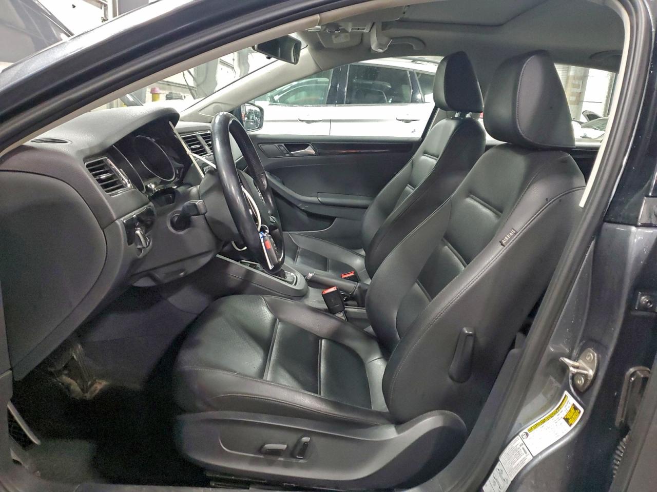 2017 VOLKSWAGEN JETTA SEL photo 13