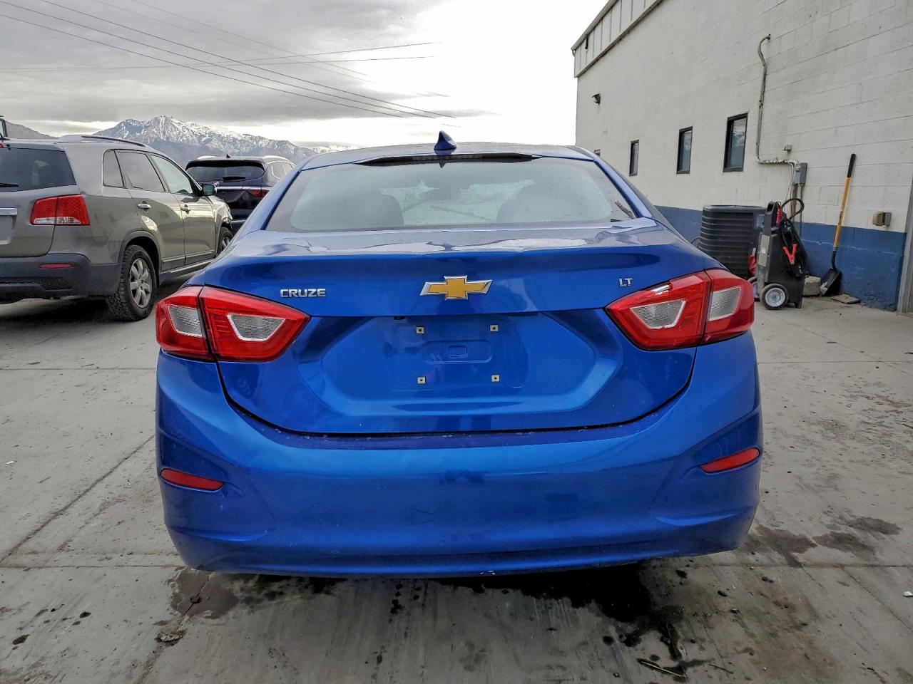2017 CHEVROLET CRUZE LT photo 11