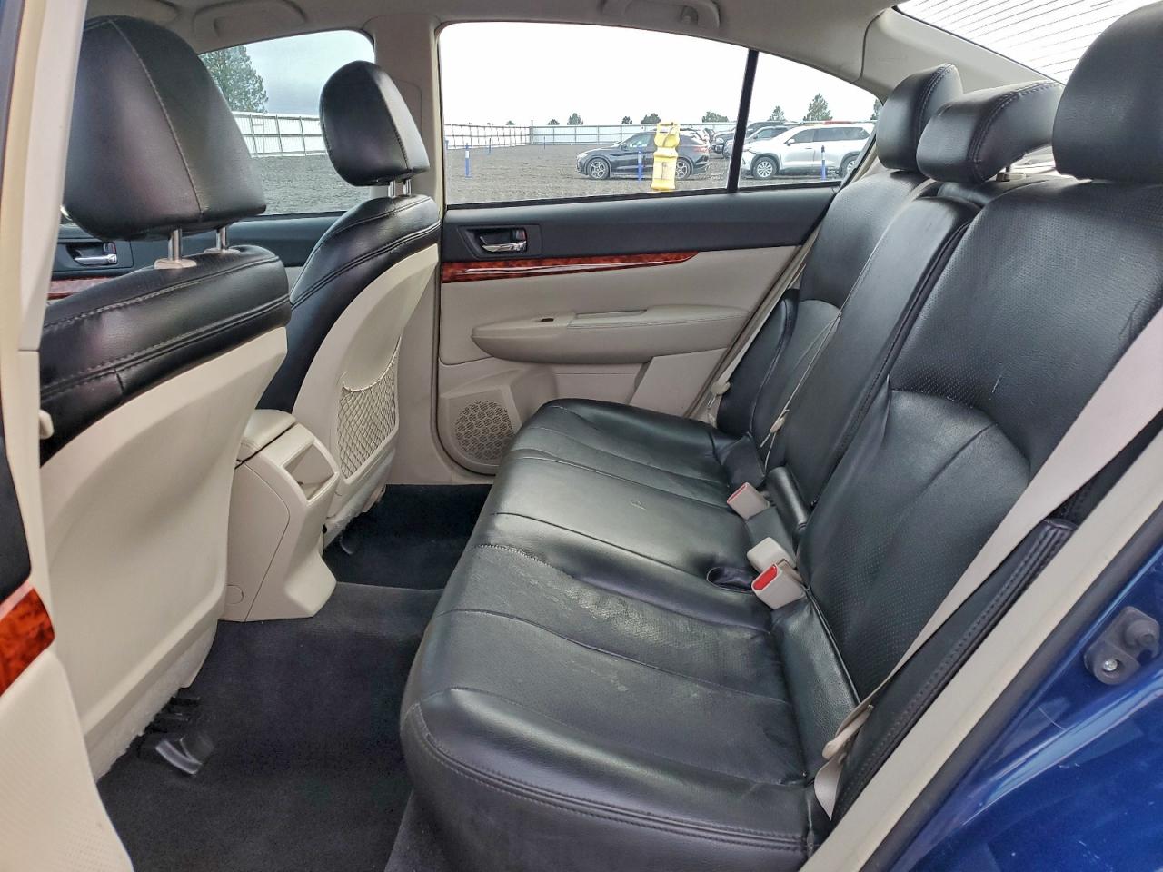 2010 SUBARU LEGACY 2.5GT LIMITED photo 19
