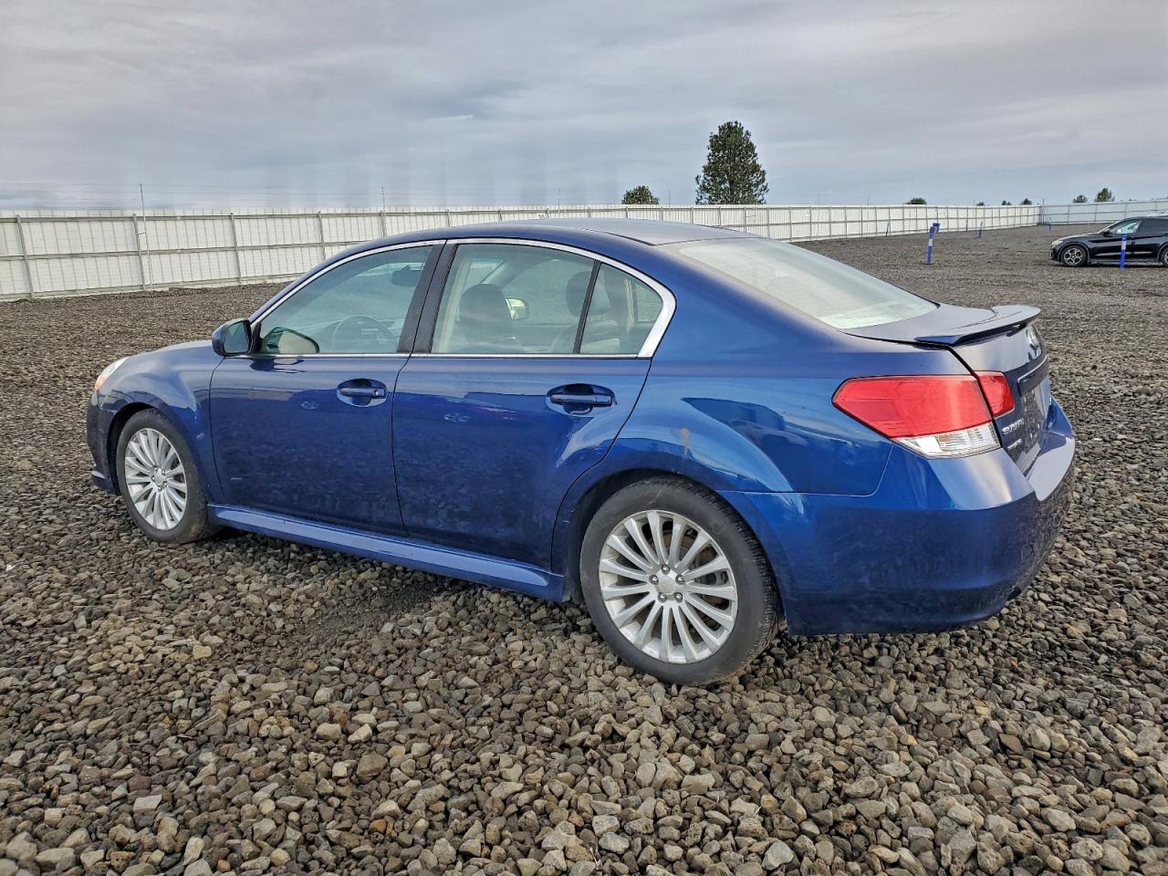 2010 SUBARU LEGACY 2.5GT LIMITED photo 3