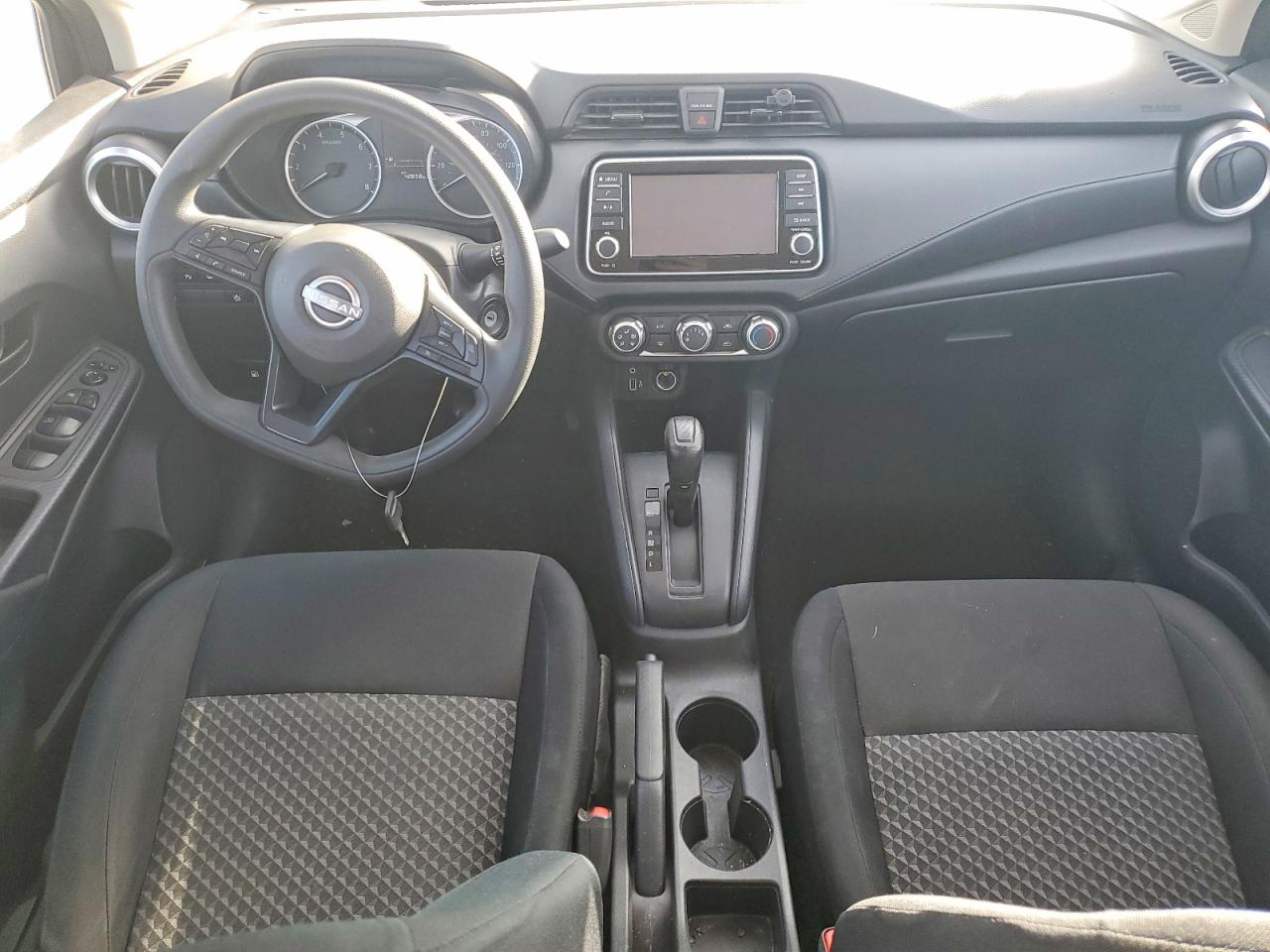 2024 NISSAN VERSA S photo 15