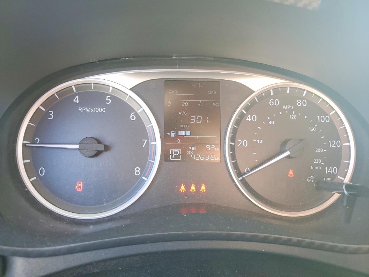 2024 NISSAN VERSA S photo 17