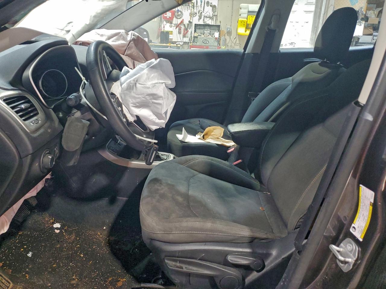 2019 JEEP COMPASS SPORT photo 13