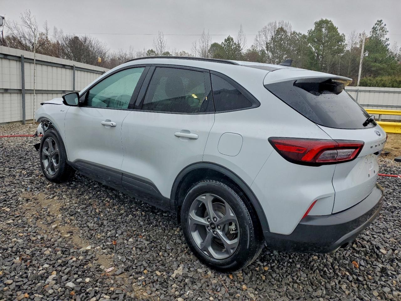 2025 FORD ESCAPE ST LINE SELECT photo 3