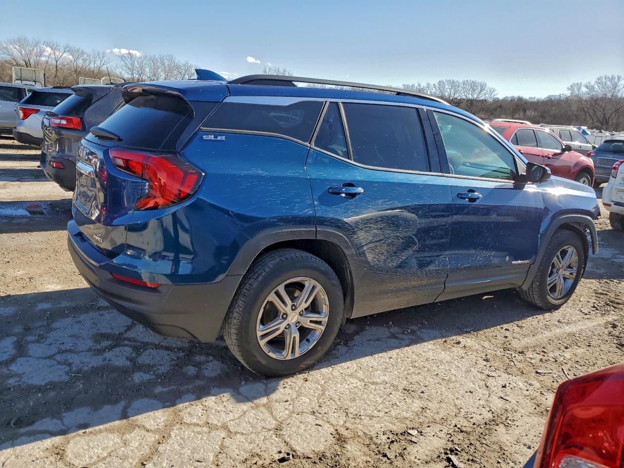 2019 GMC TERRAIN SLE photo 5