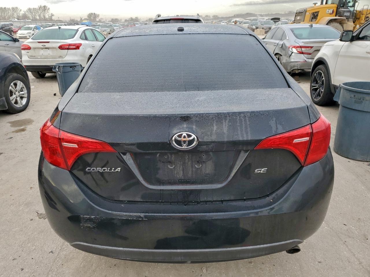 2017 TOYOTA COROLLA L photo 6