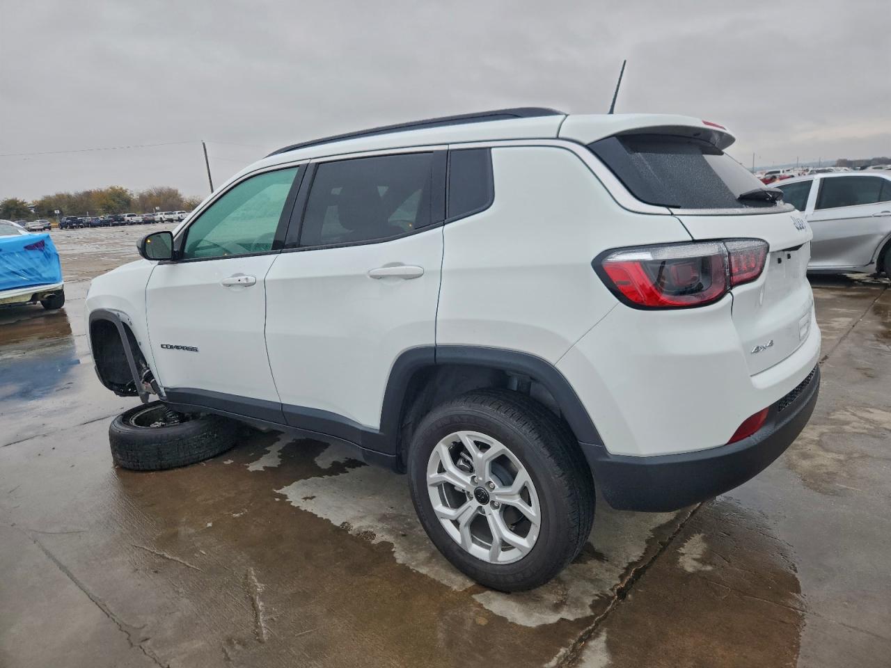 2025 JEEP COMPASS photo 3