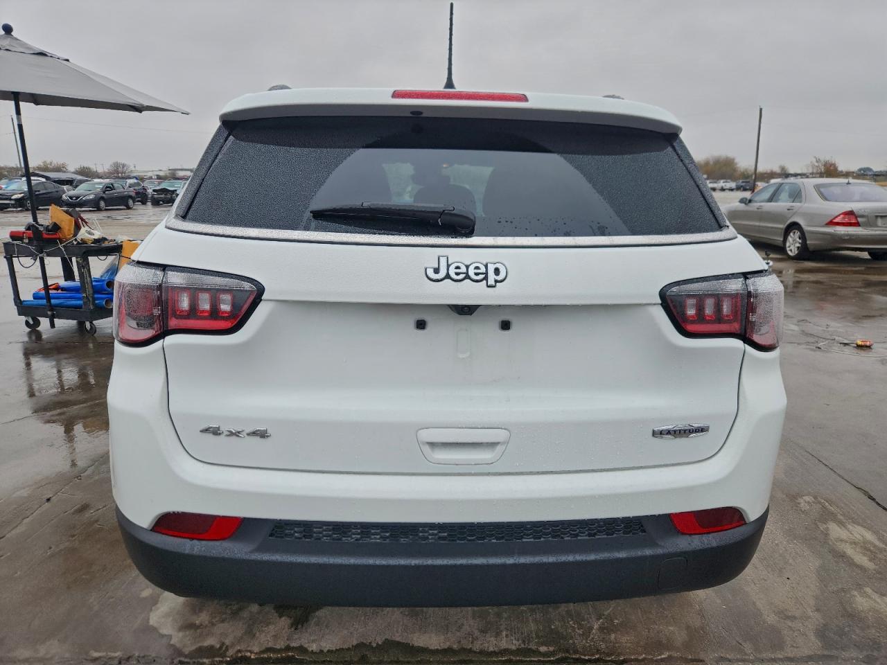 2025 JEEP COMPASS photo 11