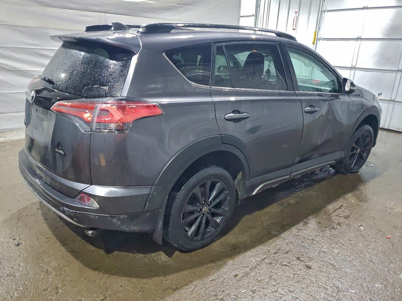 2018 TOYOTA RAV4 ADVENTURE photo 5
