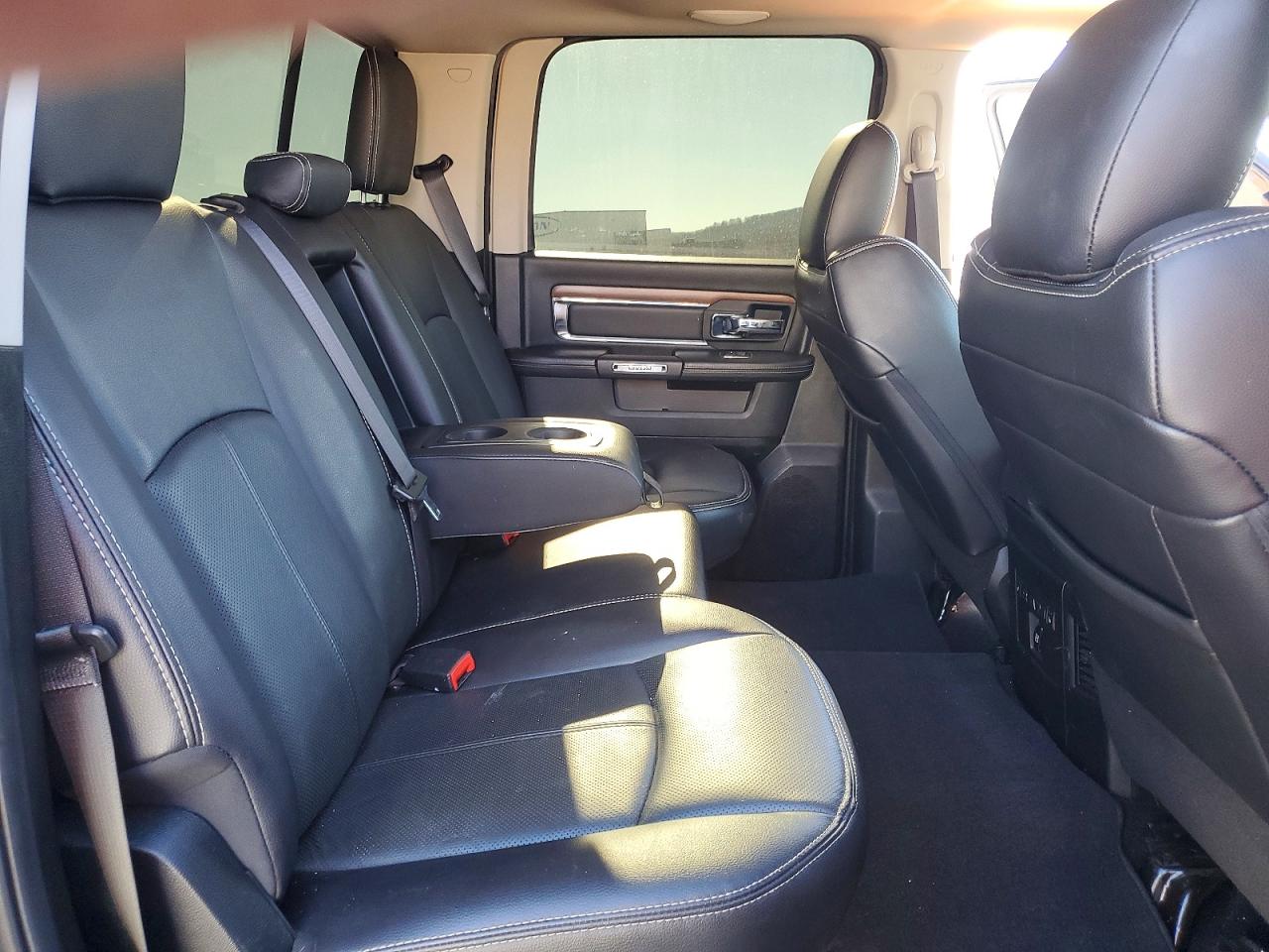 2017 RAM 1500 LARAMIE photo 10